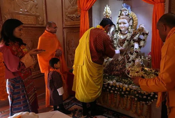 His Majesty King of Bhutan along with his Queen visited the Shivalaya temple in Samtse